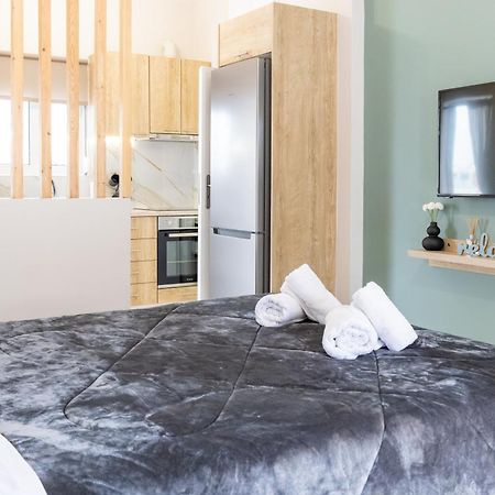 P&K Luxury Apartments 3 칼라마타 외부 사진