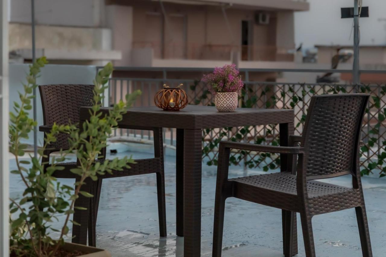 P&K Luxury Apartments 3 칼라마타 외부 사진