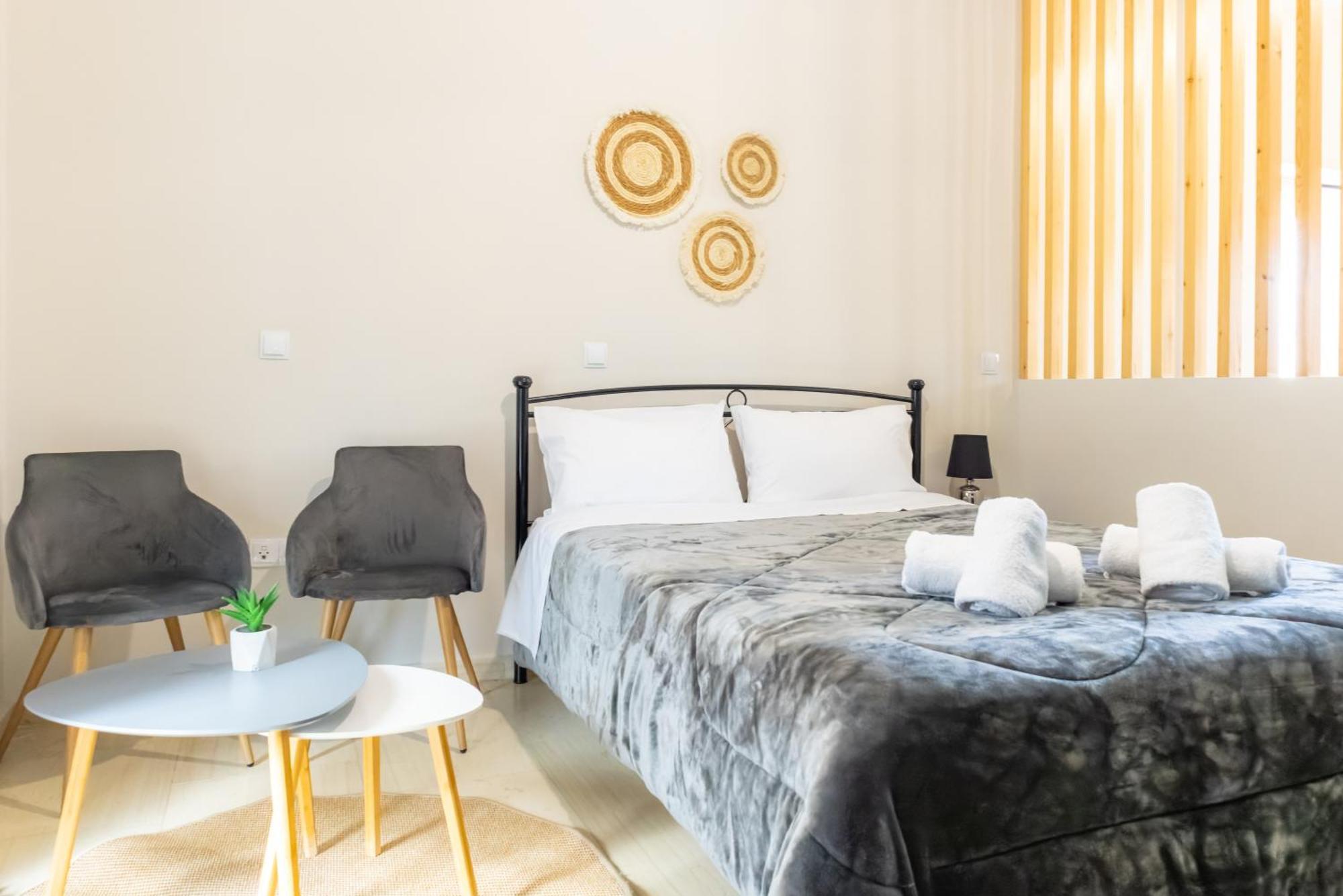 P&K Luxury Apartments 3 칼라마타 외부 사진
